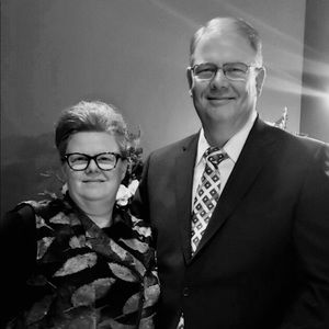 Meet your Posher, Regina